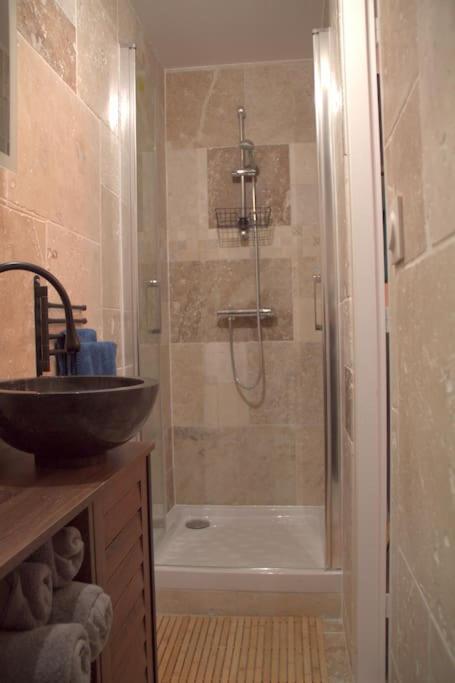 Appartement Logement Cosy - Proche Du Prado à Bourges Extérieur photo